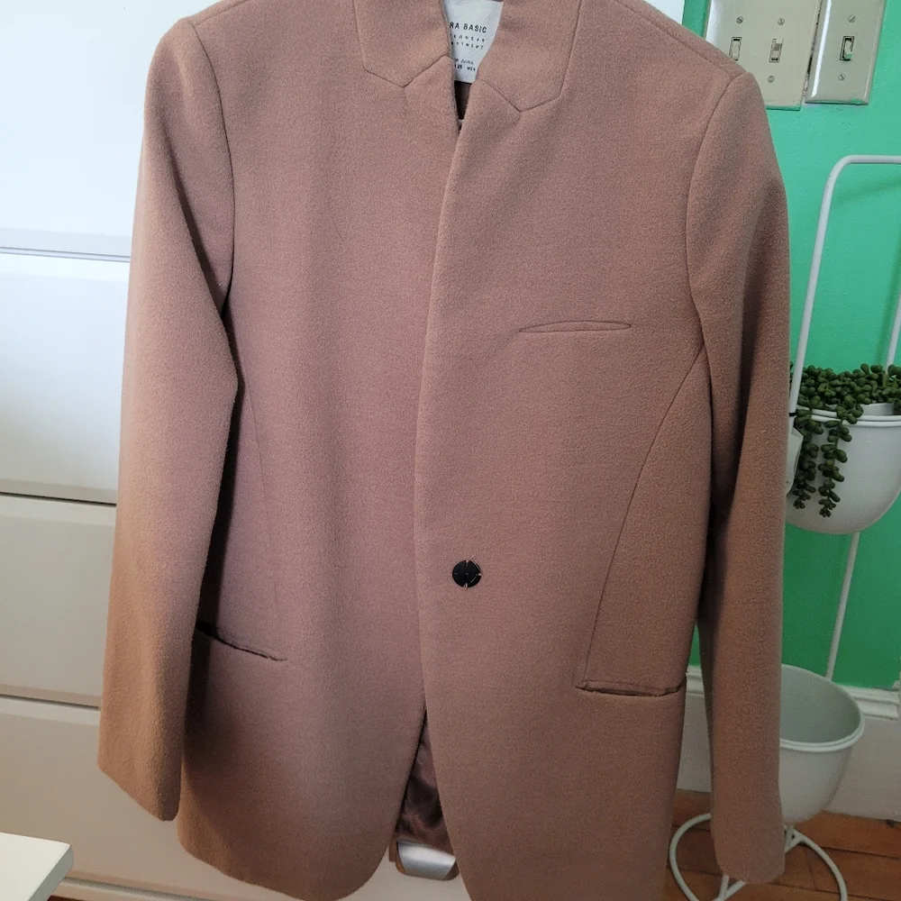 Zara Coat - Picture 7 of 8